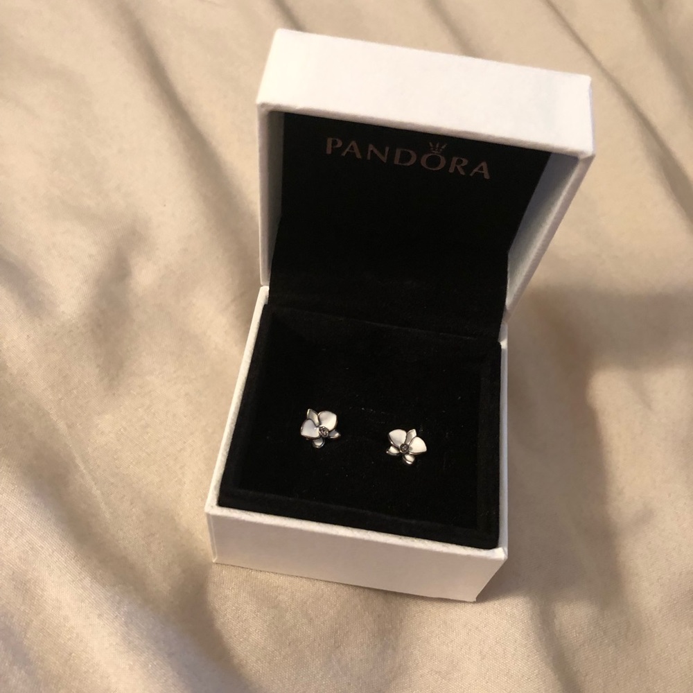 MAKE ME AN OFFER! Pandora white orchid earrings